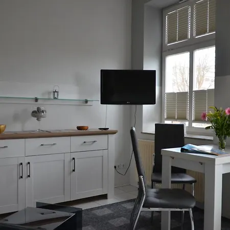 Alter Reichshof Apartment